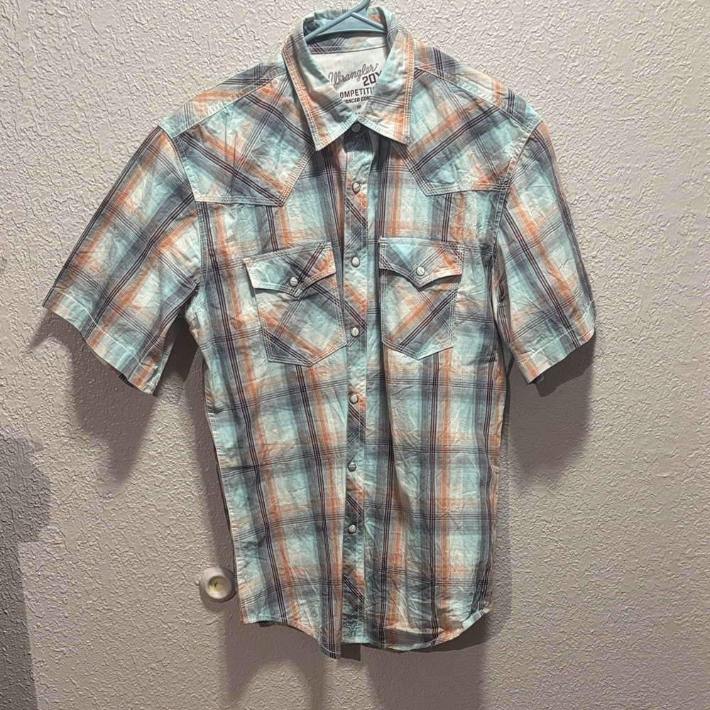 Wrangler Men's Blue and Orange Plaid Button Down Shirt